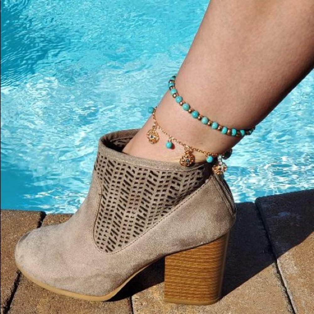 Boho Turquoise and gold tone anklet 2 piece set - Picture 1 of 2